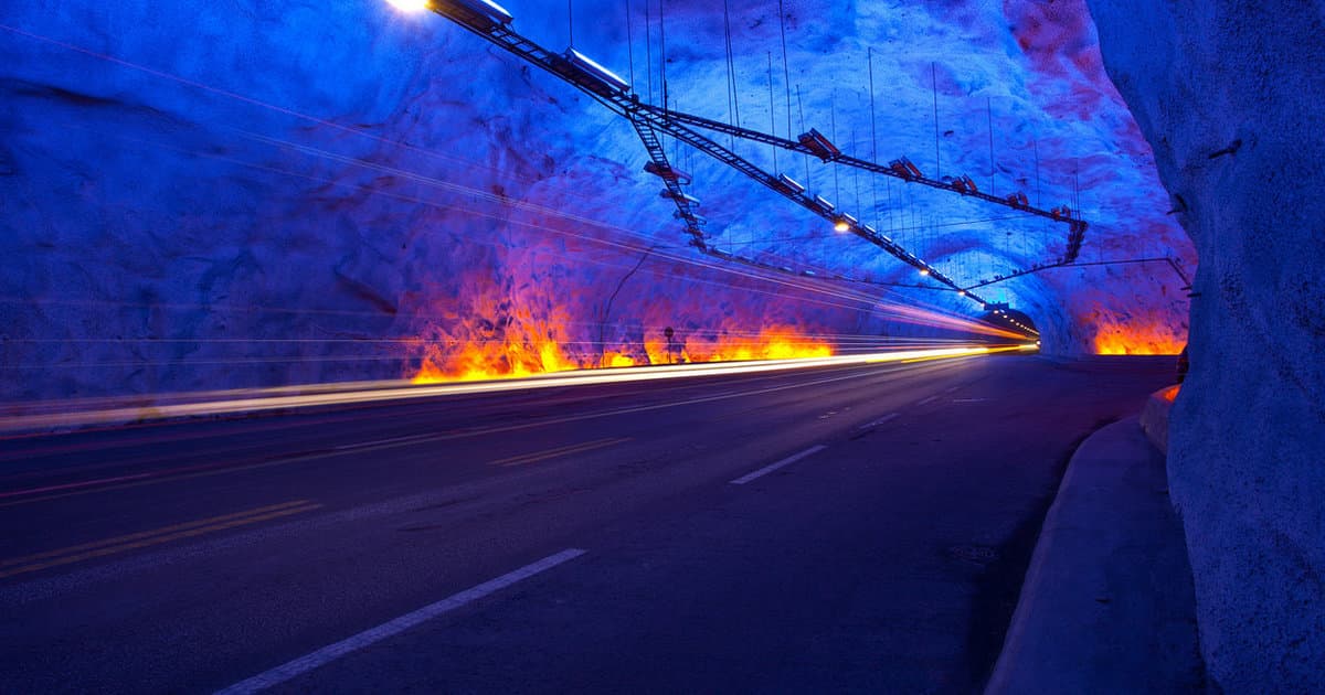 Vieš, kde sa nachádza najdlhší tunel na svete?