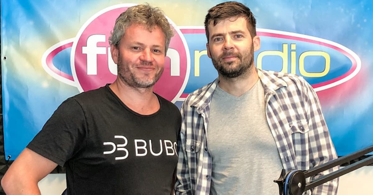 Ako na dovolenke ušetriť vs. na čom šetriť netreba. Tomáš Hušek v nedeľnej talkshow!