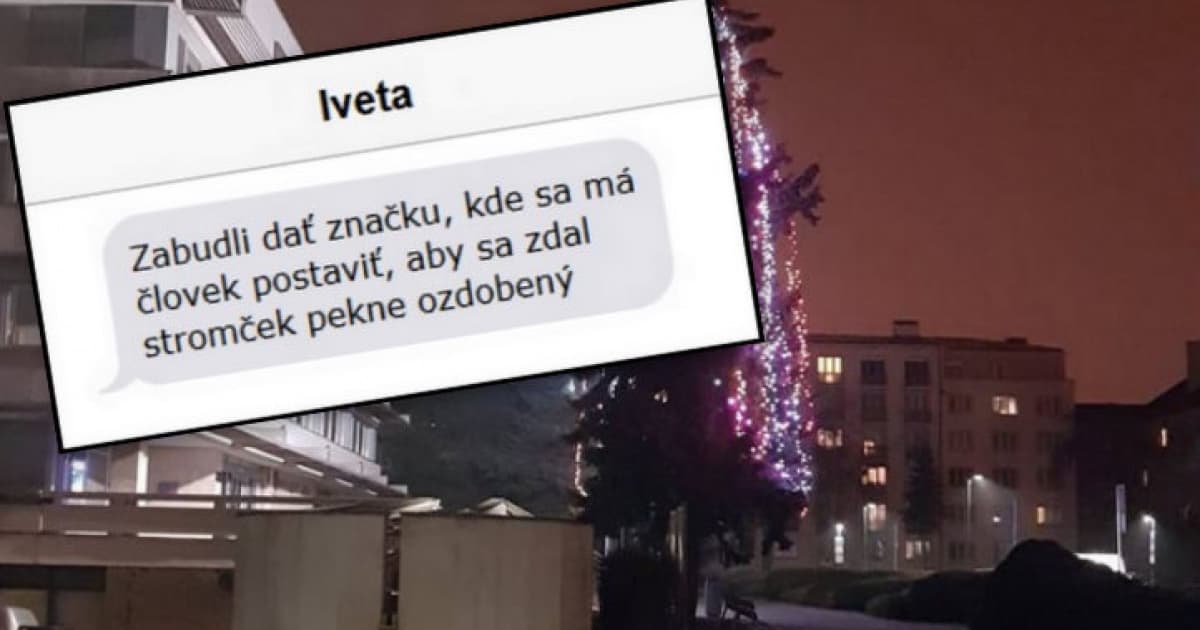 FunFOTO: Stromček vo Zvolene pred mestským úradom