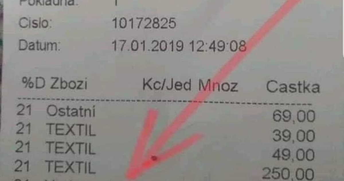 Kúpil si vodu po holení, no na účtenke bolo niečo iné. Český zmysel pre humor?