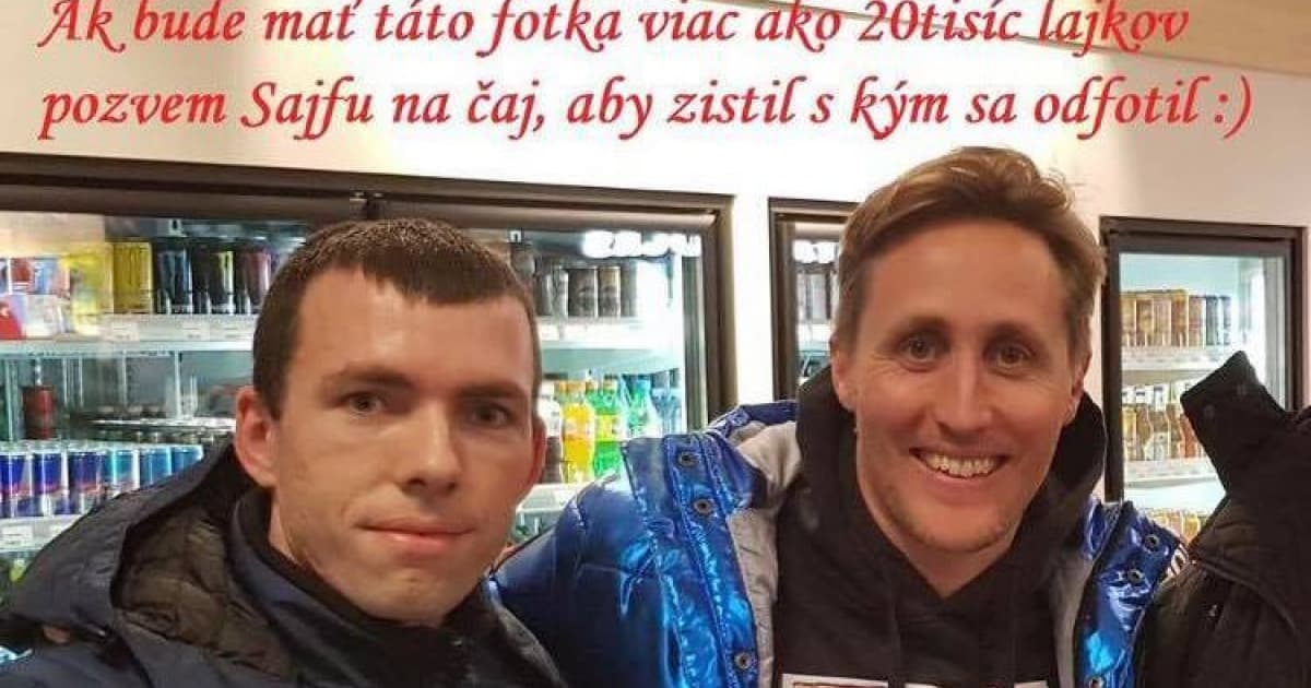Keby Sajfa vedel s kým sa odfotil, asi by sa tváril inak