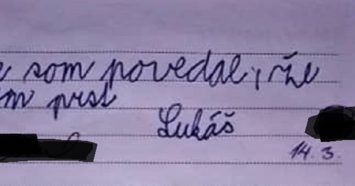 Spolužiačke povedal niečo, čo by sa nemalo. Tak dostal poznámku!