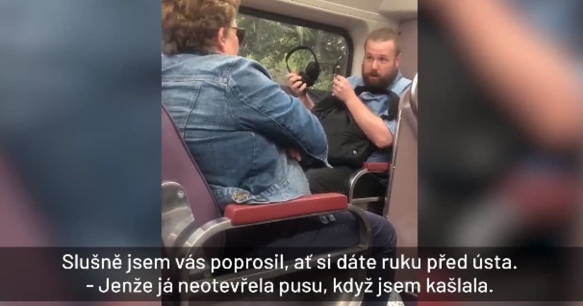 Zakašľala vo vlaku, no nechytila si ústa! Strhla sa hádka, ktorá rozdelila ľudí na internete na dva tábory