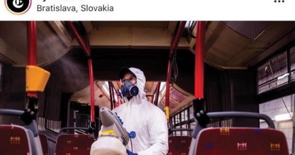 Fotka z dezinfikovania bratislavskej MHD sa dostala do New York Times