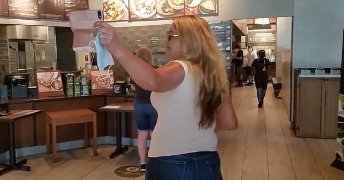 V pekárni si odmietla nasadiť rúško. Jej argument: "Ani nohavice nezastavujú zápach prdov!"
