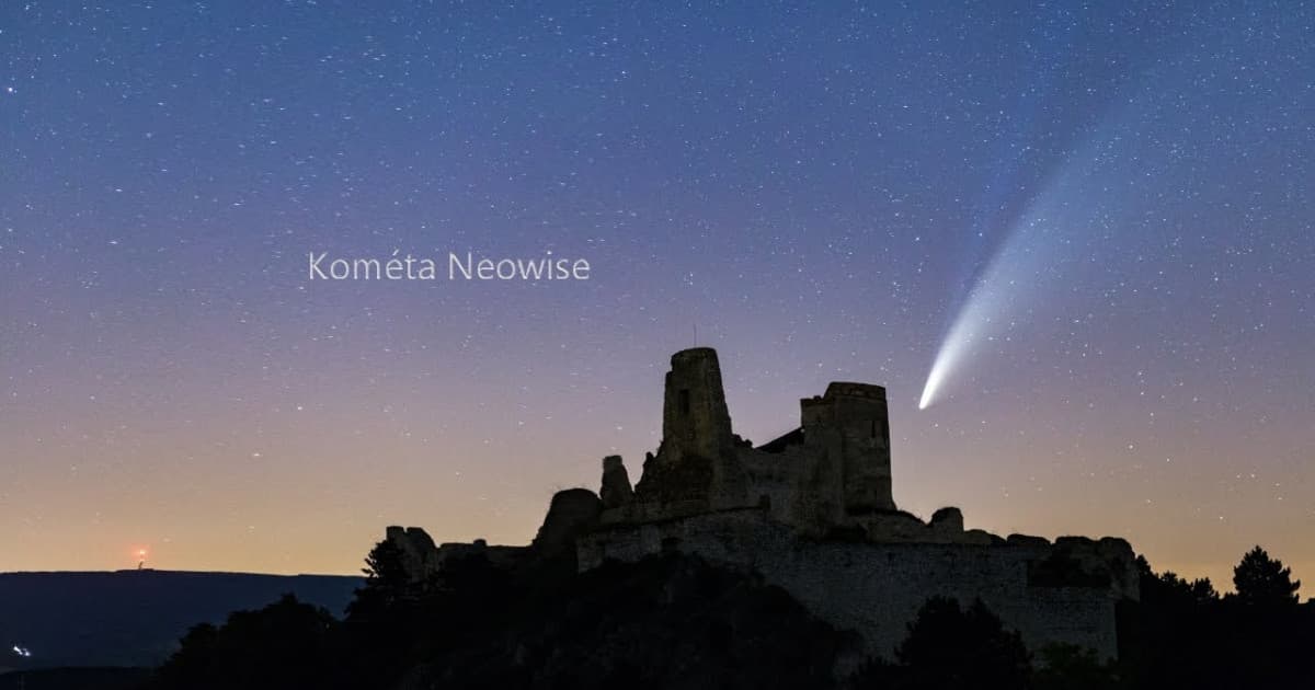 Jozef natočil prelet kométy nad Slovenskom. Jeho krásne časozberné video sa skladá z 20 000 fotiek