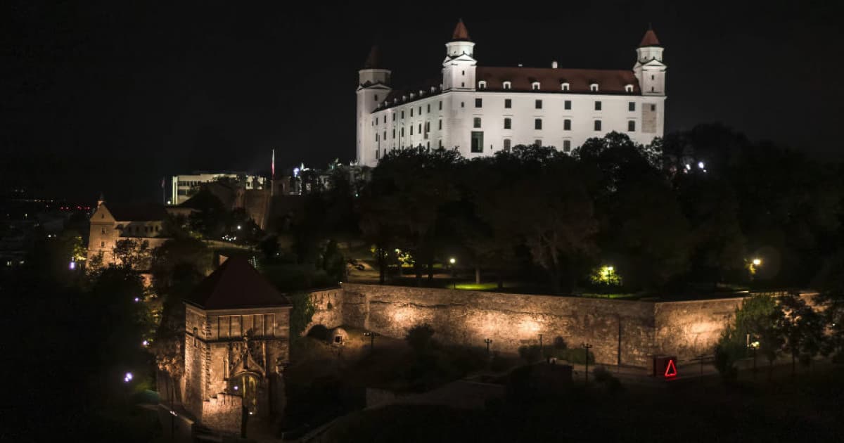 Nočná Bratislava ako si ju ešte nevidel. Pozri si parádne VIDEO talentovaného Slováka!