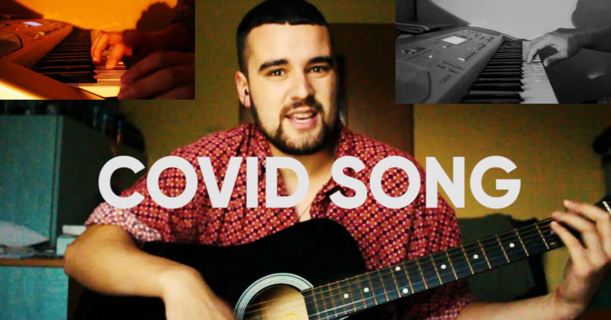 Mladý Slovák nahral vtipný song o dnešnej dobe plnej hoaxov