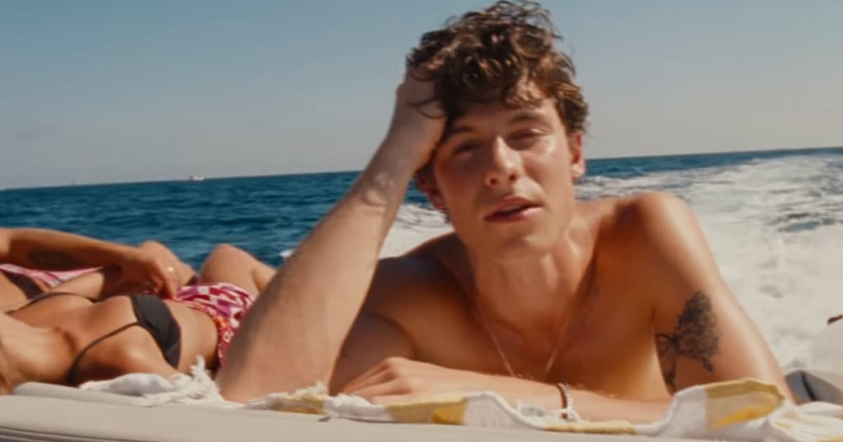 Shawn Mendes potešil fanúšikov novým singlom „Summer of Love“