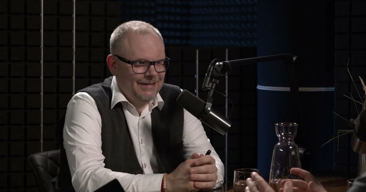 "Na terapiu by mali ísť aj blízki pacienta," publicista a novinár Jeroným Janíček