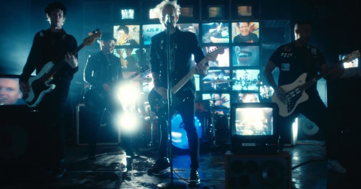 Legendárna kapela Sum 41 sa lúči posledným klipom „Radio Silence“