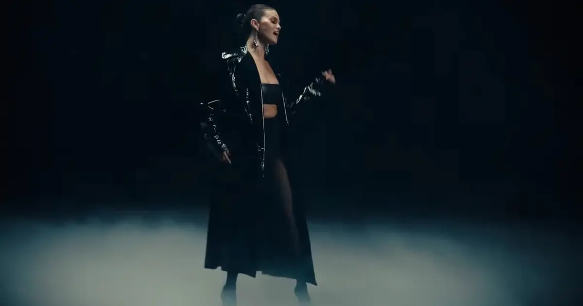 Selena Gomez prekvapila fanúšikov klipom plným citu a temnej krásy