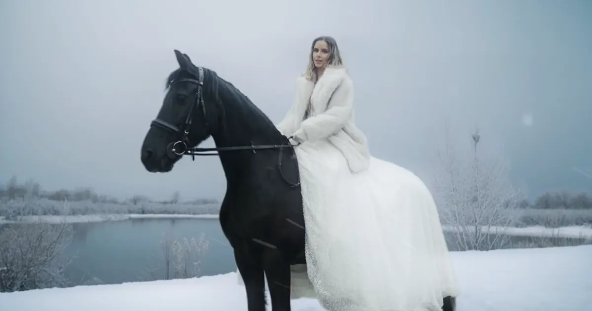 Nela Pocisková prichádza s magickou vianočnou skladbou "Len to si želám"