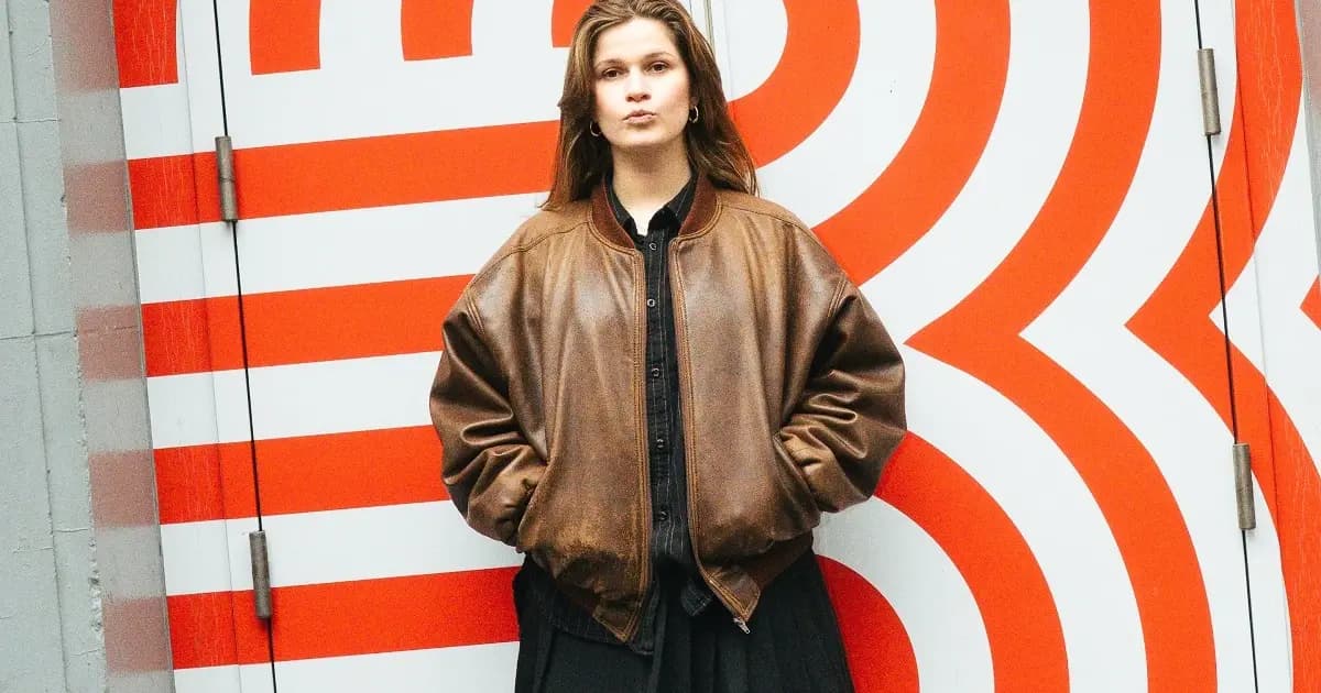 Tamara Kramar oslavuje narodeniny s novou skladbou NO PRESSURE